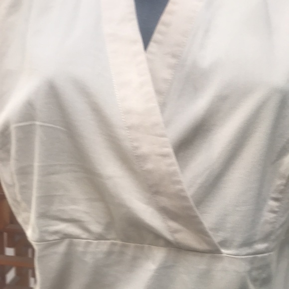 Size 10 tan blouse with zipper. - Picture 3 of 4